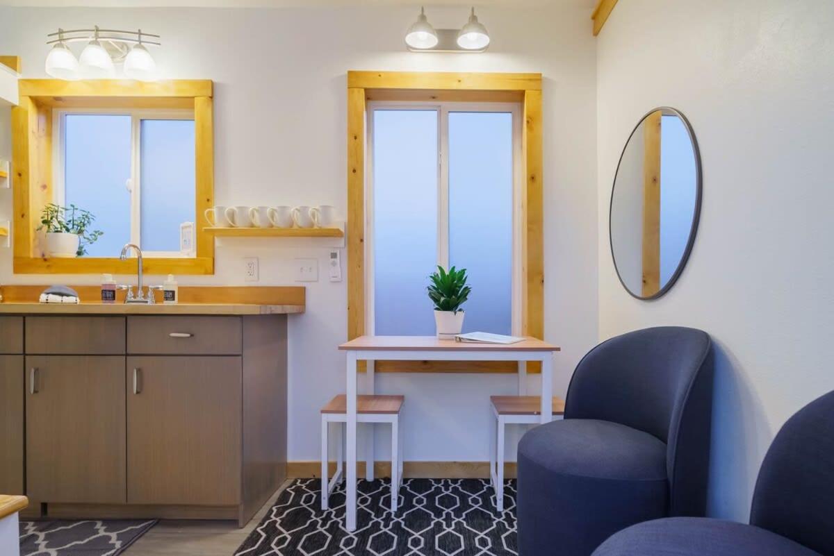 #Stayinmydistrict Overlook Backyard Tiny Suite พอร์ตแลนด์ ภายนอก รูปภาพ